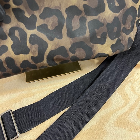 [SOLD] Prada Reversible Black and Brown Leopard Print Women's 2-Way bag - Picture 10 of 10